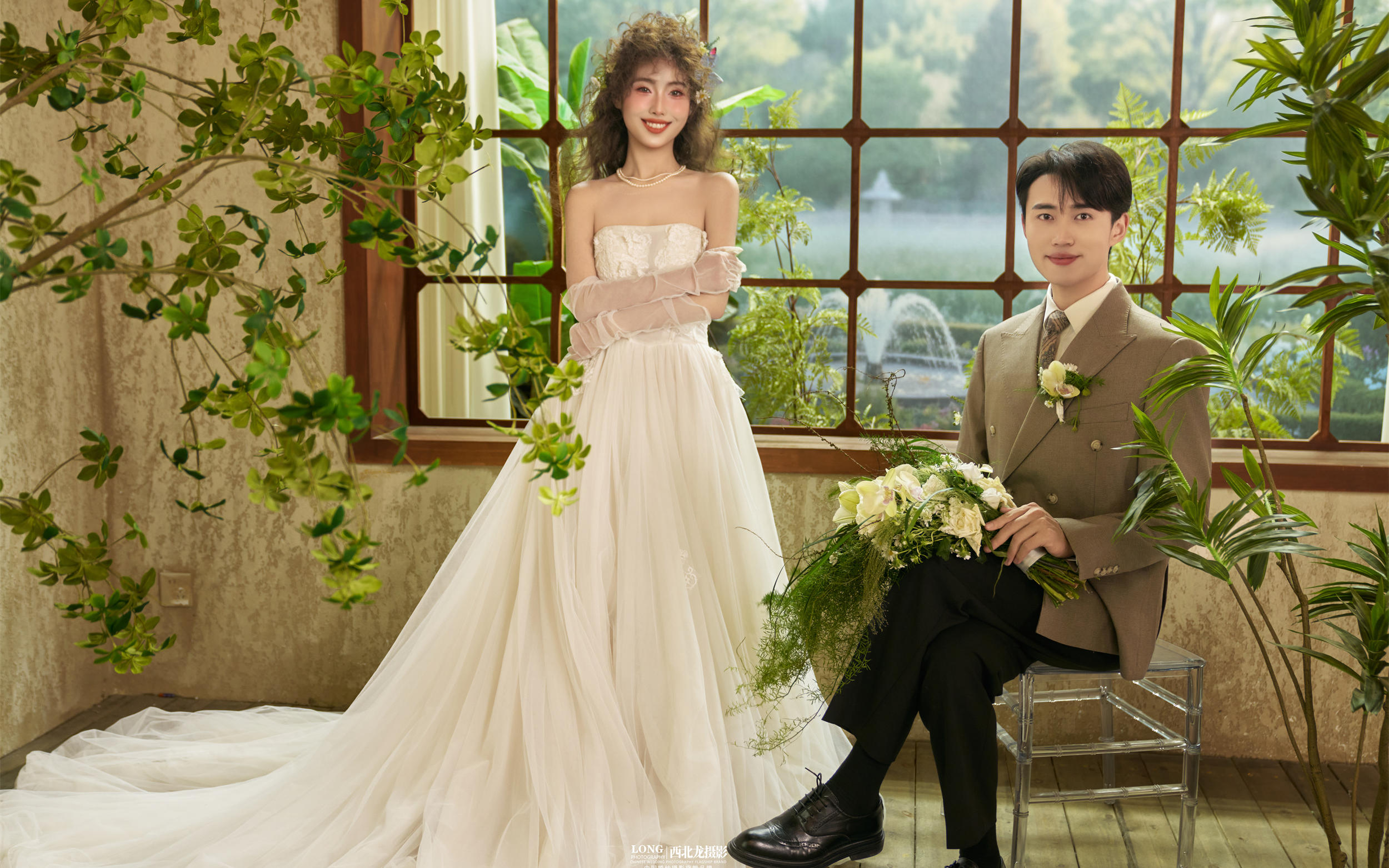 到底是誰還沒拍少女感花房婚紗照吖??太美了