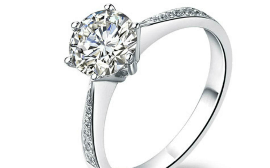 白18K金钻石女戒（皇家经典系列1）