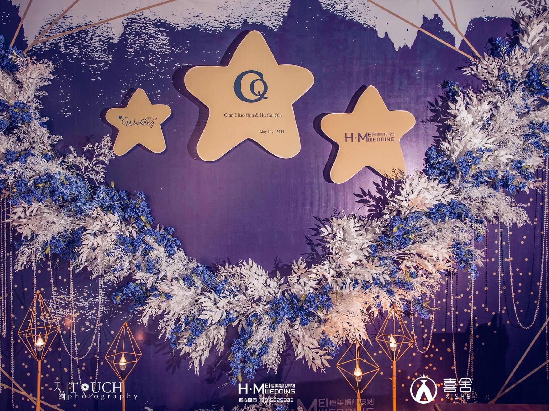 玉麟阁酒店 自带软装吊顶设计 做起来就是大气唯美