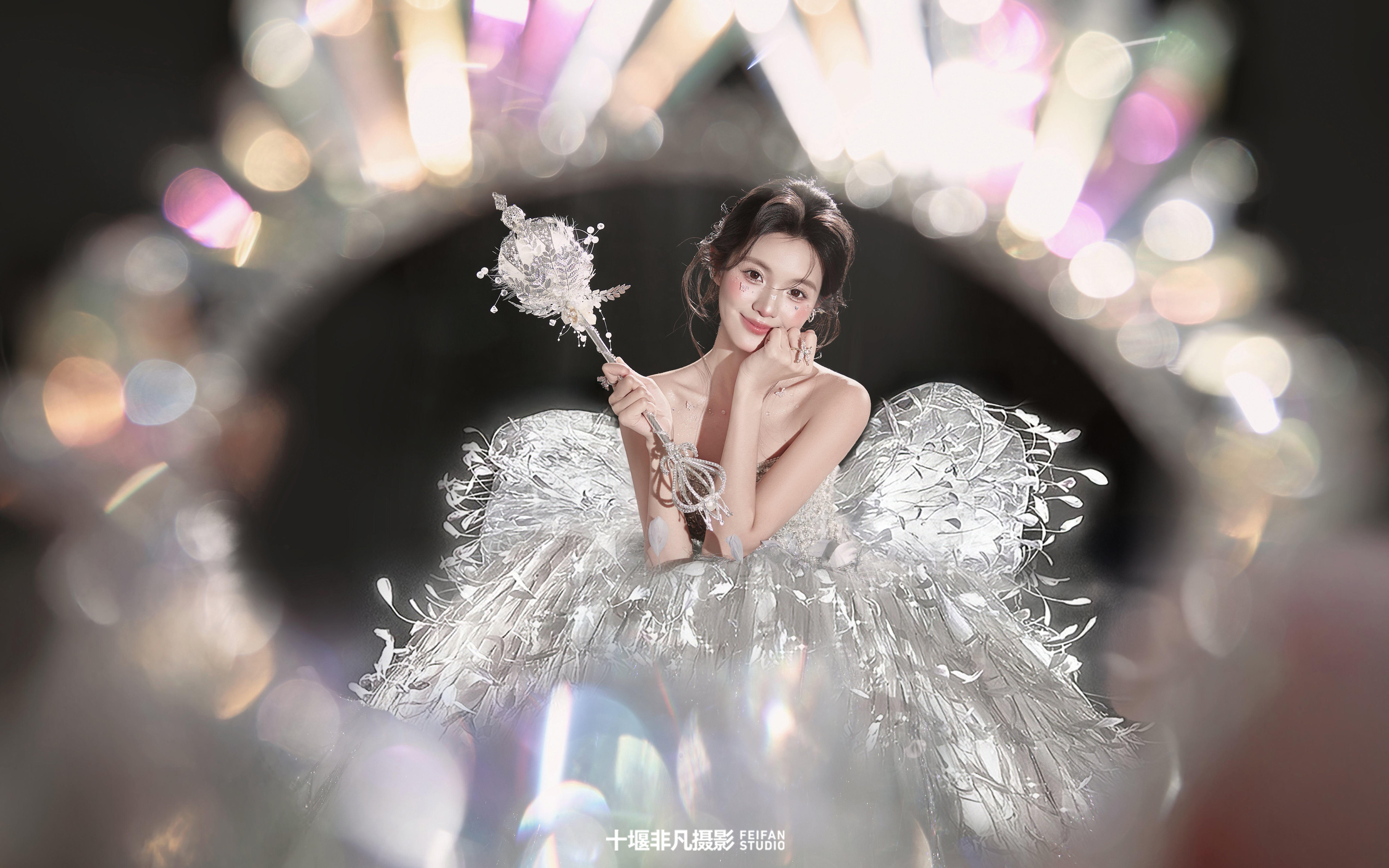 黑背景公主風(fēng)婚紗照~