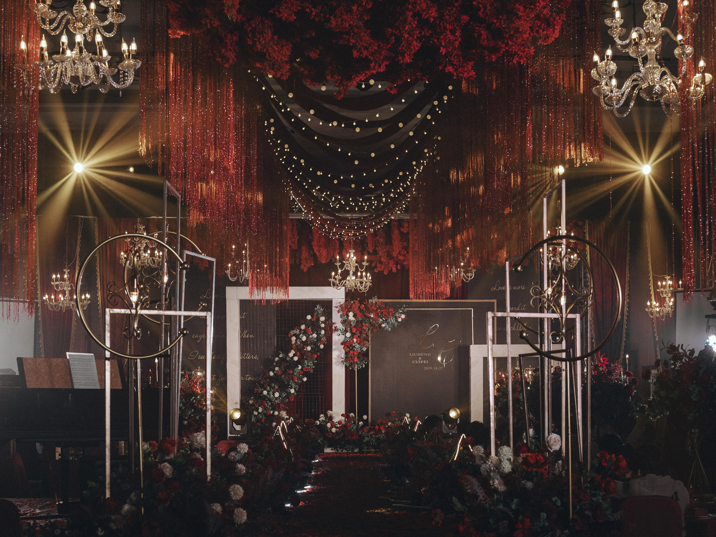 艾尚伱婚礼： 黑红色系列