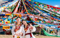 【西藏旅拍摄影】西藏经幡山摄影	