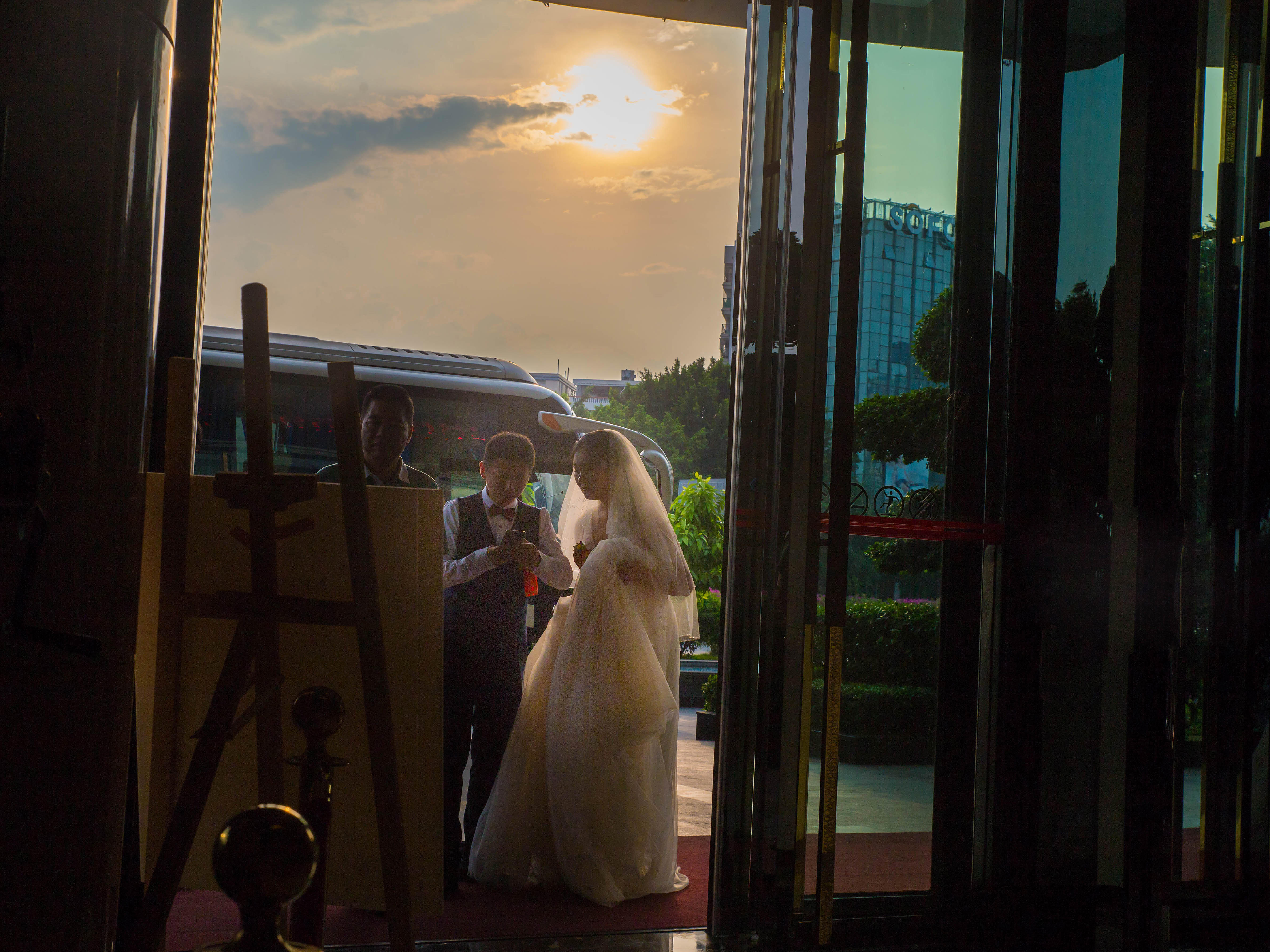 双机摄影＋双机摄像四机位＋即影即有＋席前回放