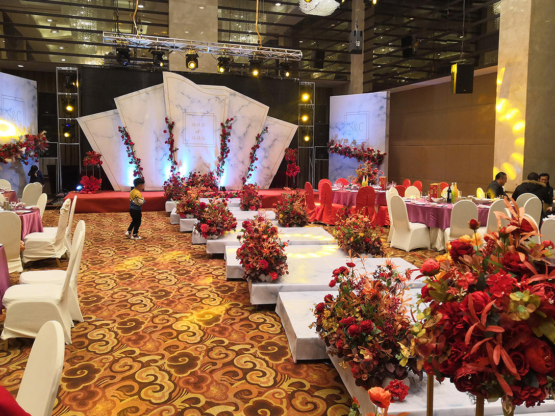 淮安高性价比婚礼，大理石纹色系-甜森林婚礼馆