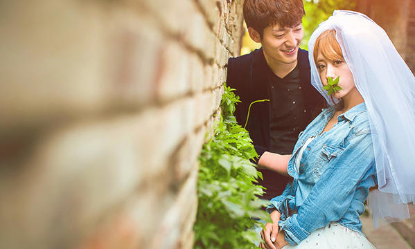 復(fù)古情侶寫真蜜月成都婚紗照拍攝結(jié)婚照團(tuán)購3899