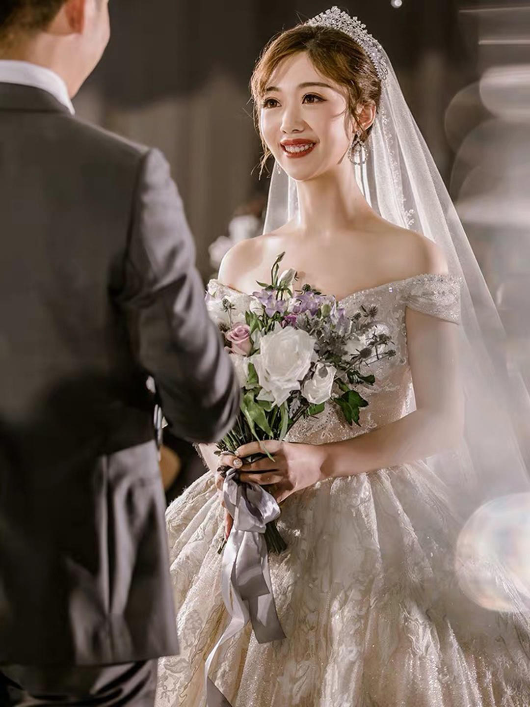 【超值特价】超值婚纱套餐限时租赁