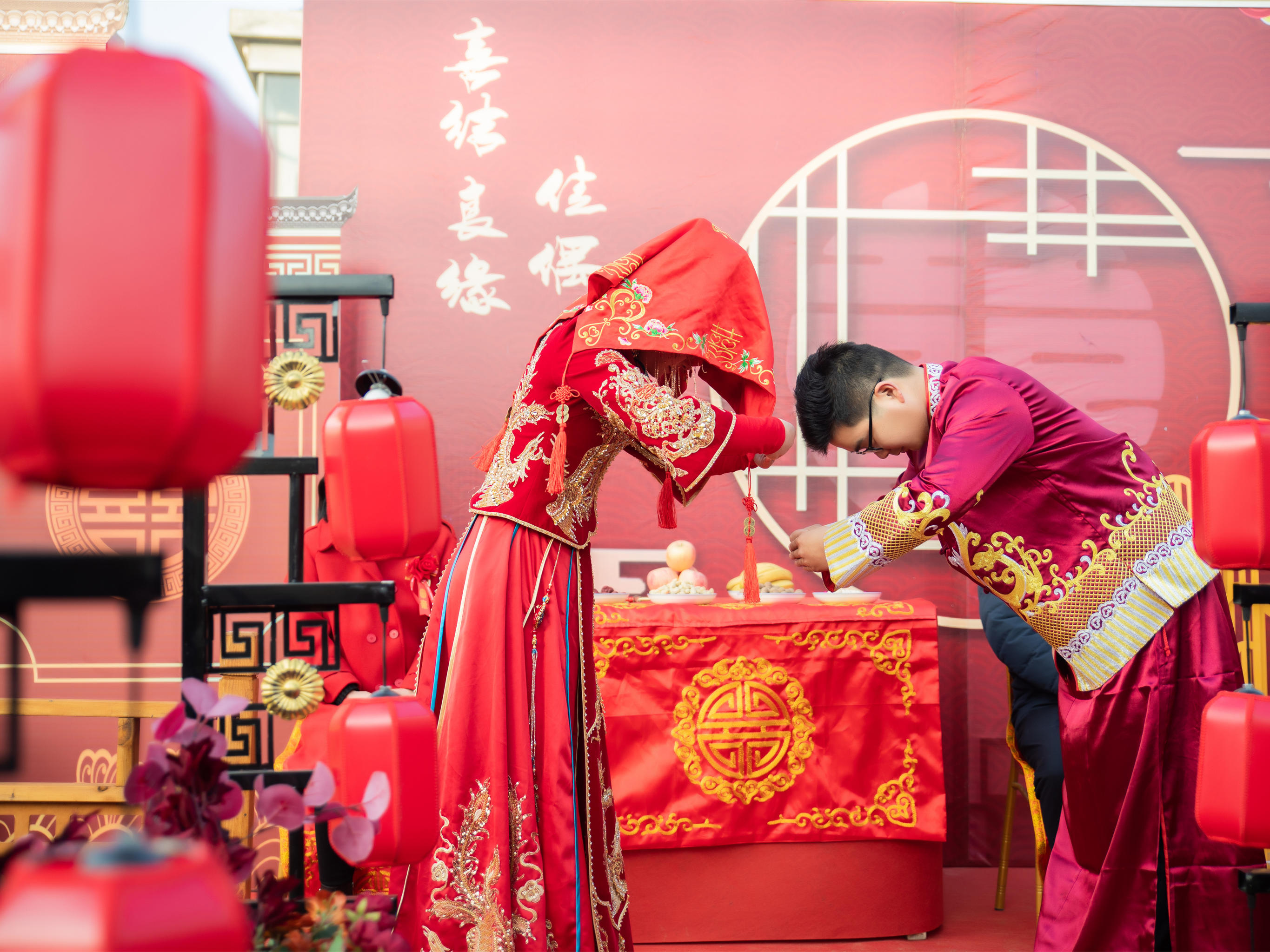 临泉梦幻季婚庆农村户外红色喜庆中式婚礼