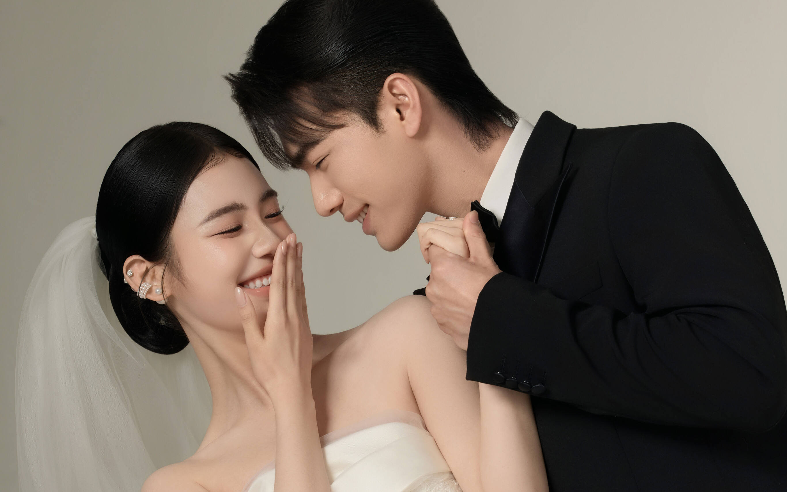 狠狠心动了  结婚必拍的主纱婚纱照