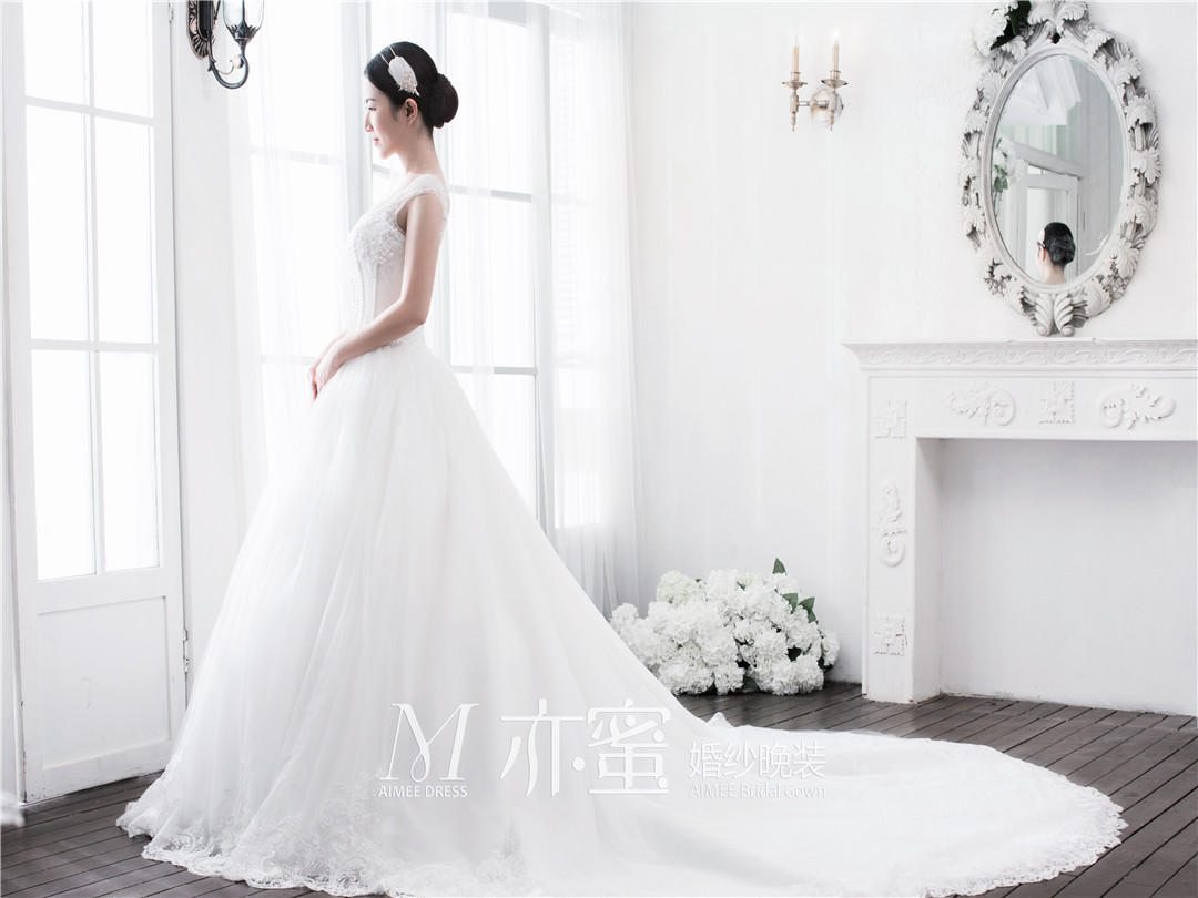 亦蜜*品牌臻选*婚纱五件套