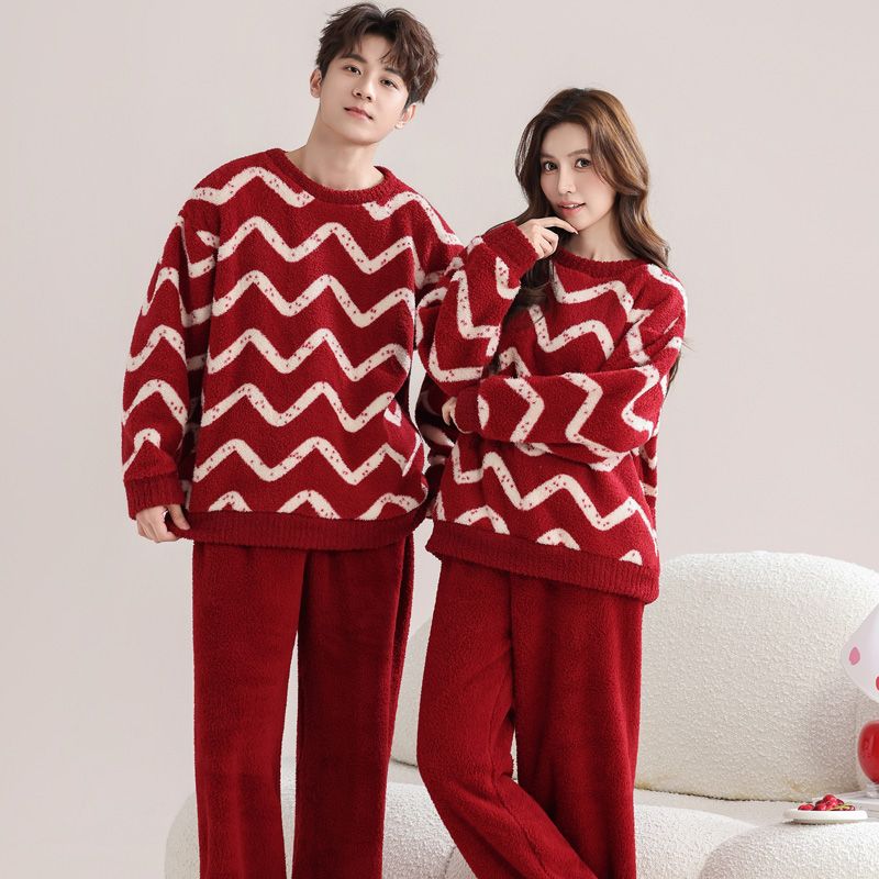 瑚绒情侣睡衣秋冬季红色结婚新婚套装女士保暖半边绒男士家居服