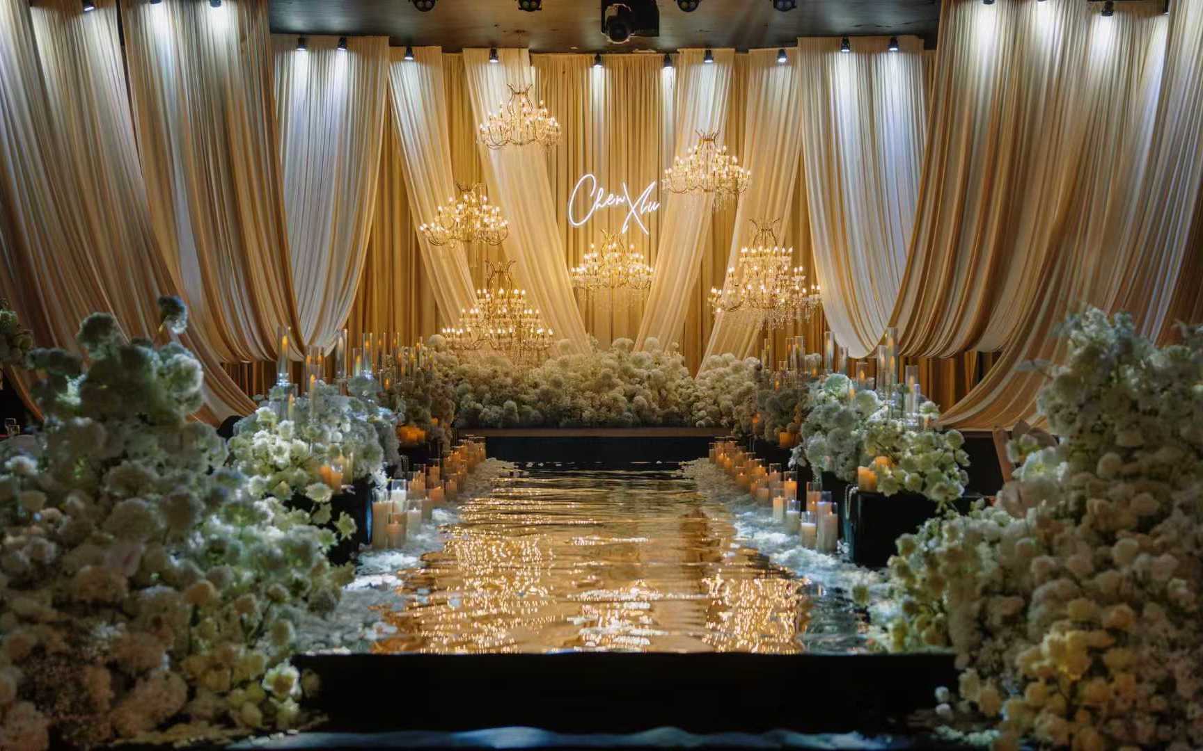 鎏金白纱｜把高级感焊在婚礼现场✨