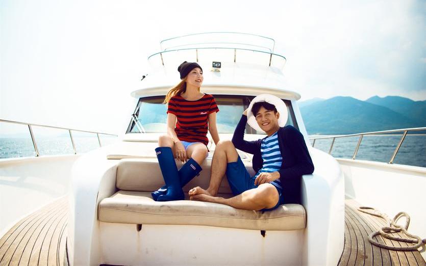 三千起婚纱照一价全包服装不限