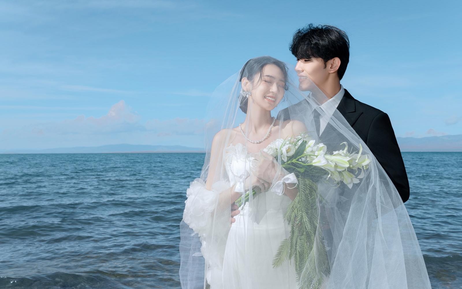 治愈又浪漫??電影氛圍感海景婚紗照