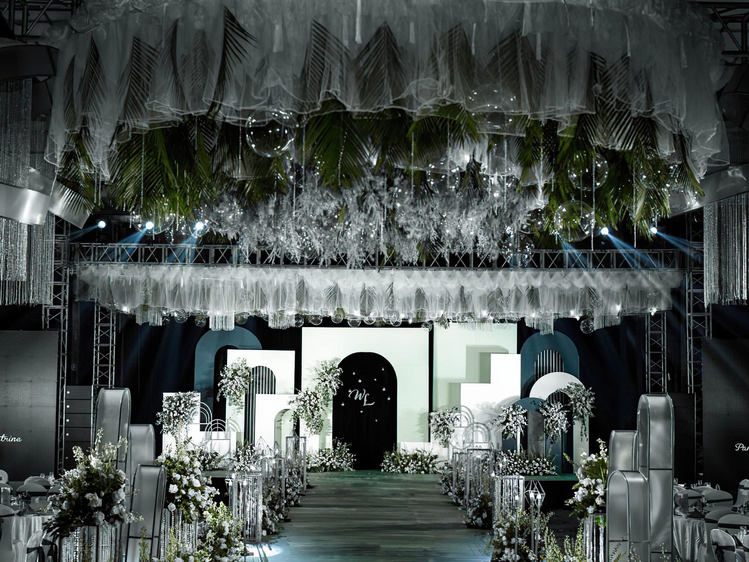 【汇梦】豪华梦幻灯光#含四大金刚+精致花艺