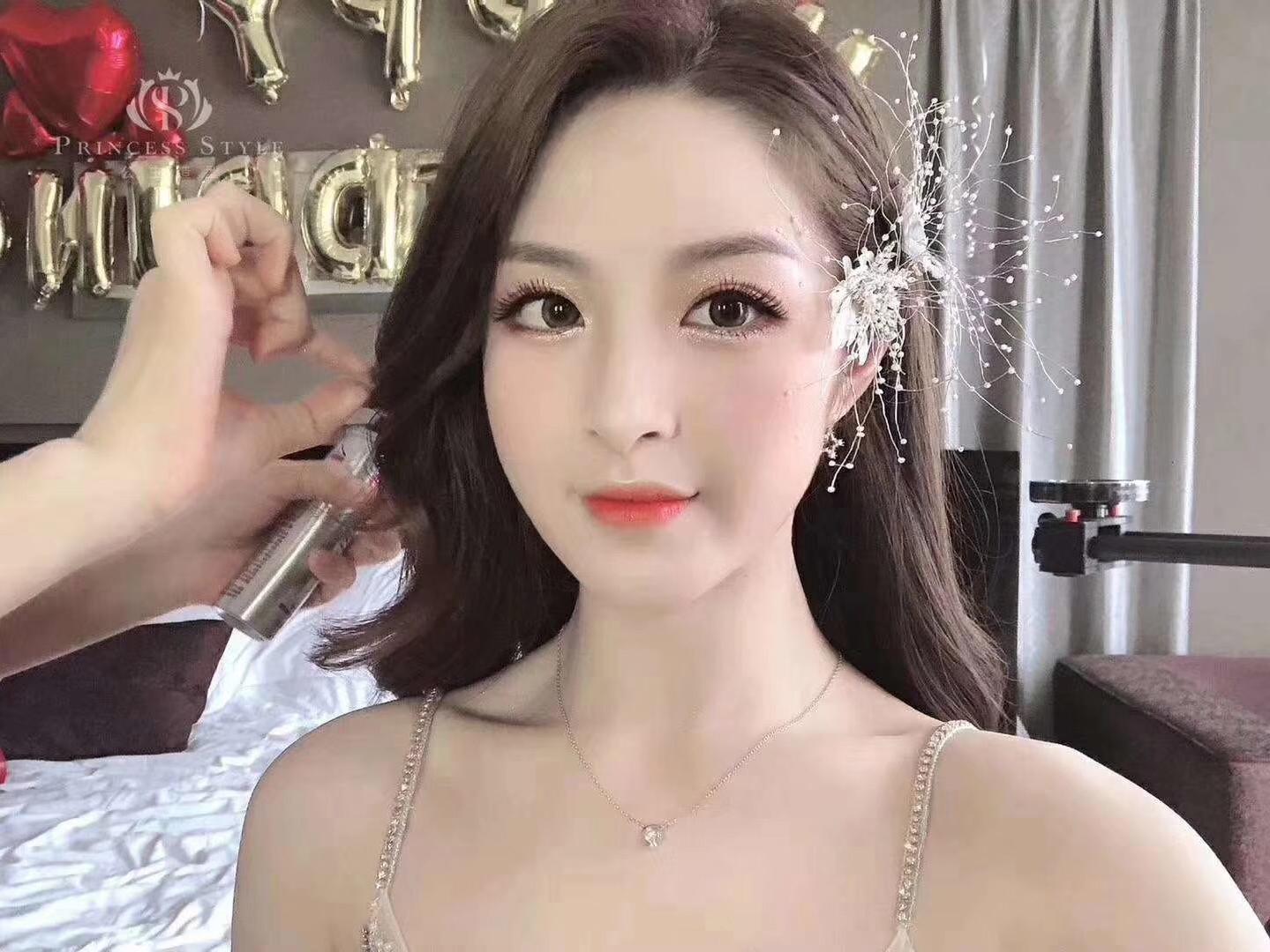 专家档新娘全程跟妆3妆3造，送妈妈妆1