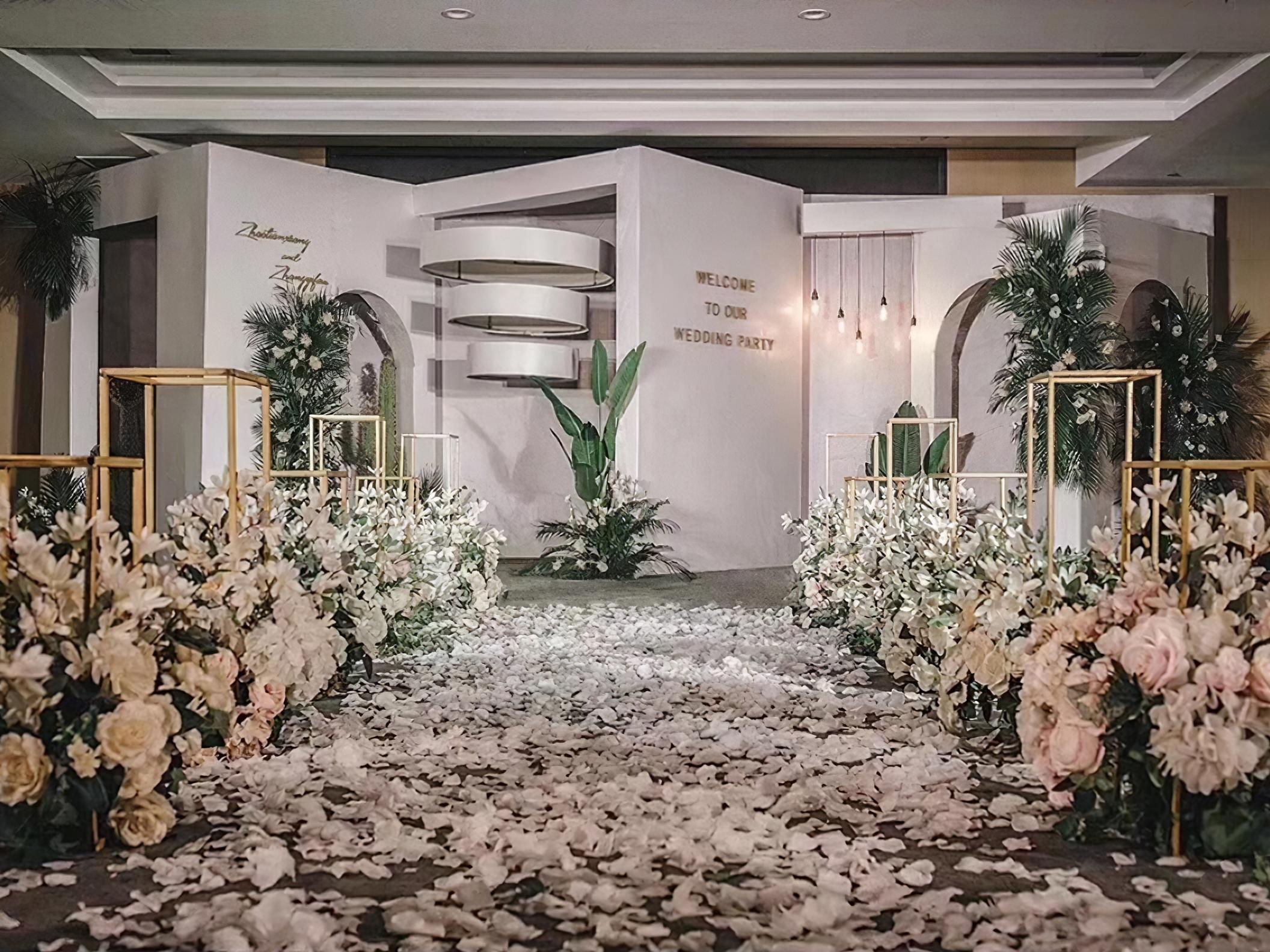 【简洁白绿色】人气性价比设计感婚礼