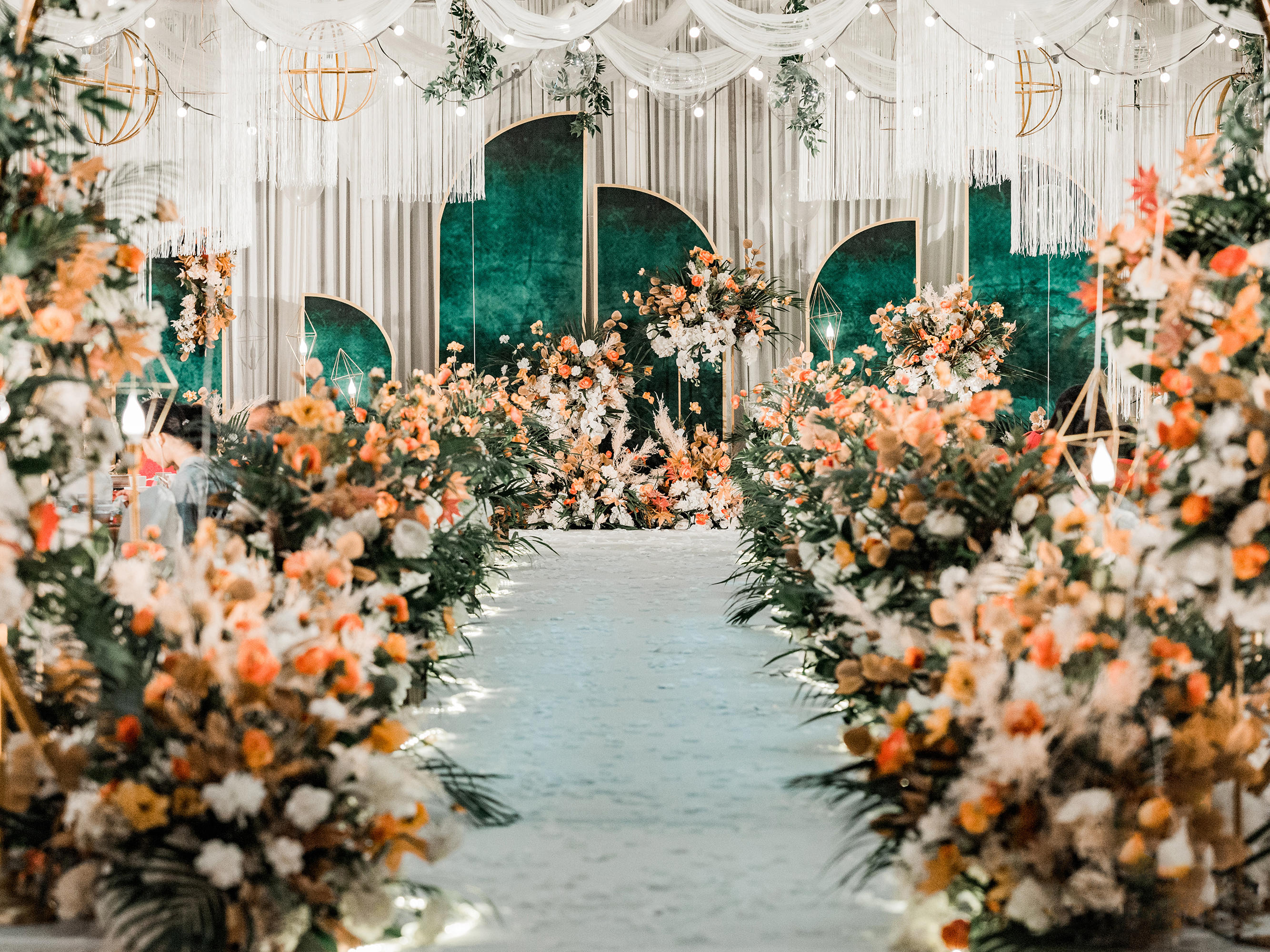 『维卡婚礼』小预算婚礼送总监四大