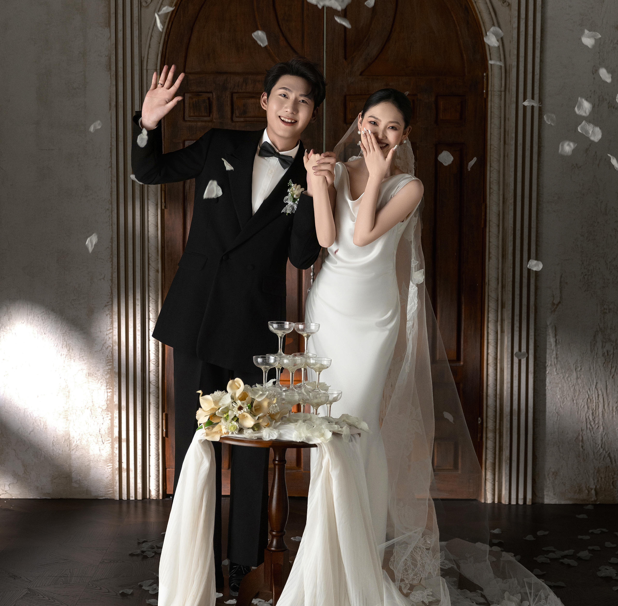 室内老钱风婚纱照