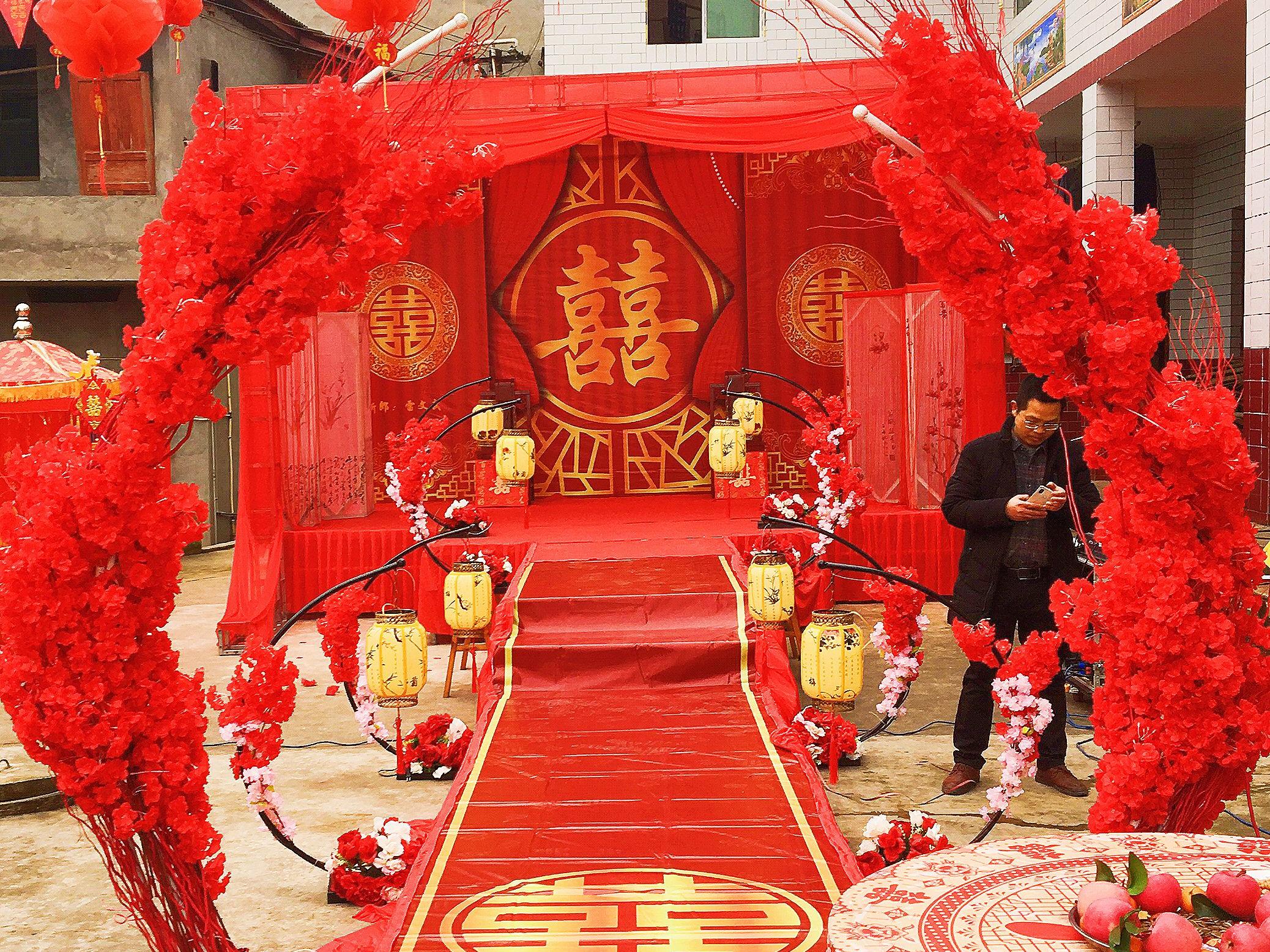 中国红，潮流喜庆中式婚礼