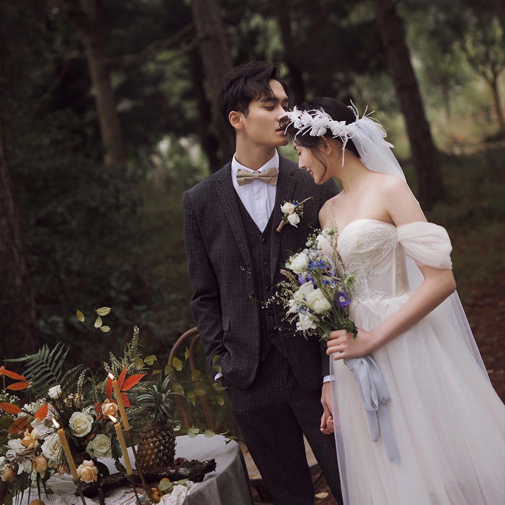 【网络内购会】特惠婚纱照套餐 内景+外景