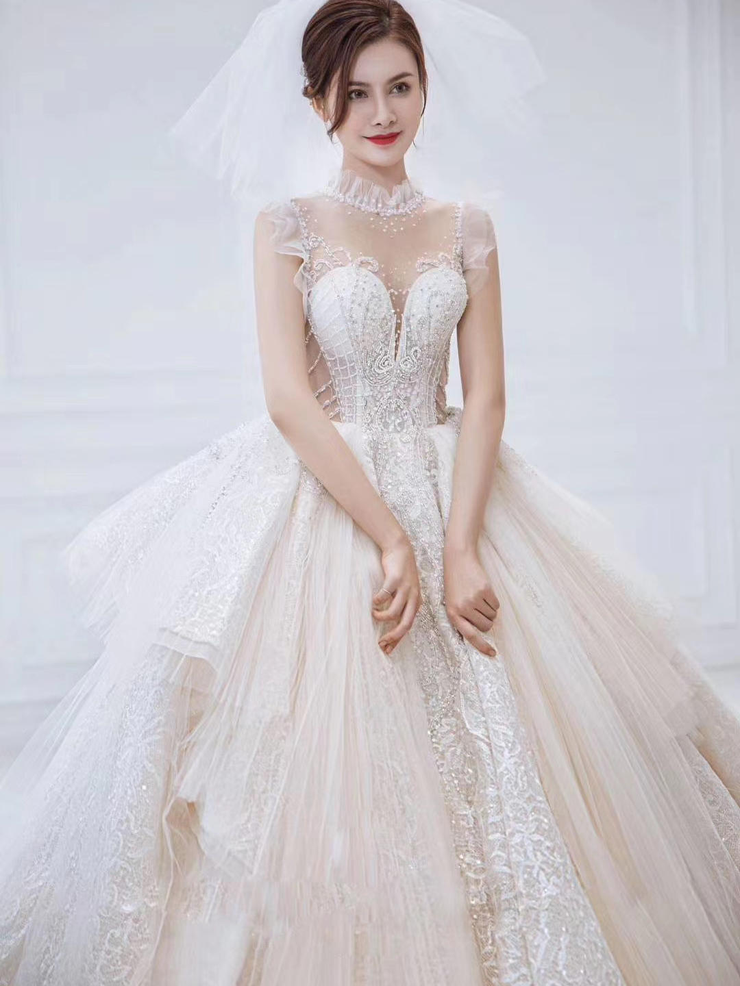 【网红爆款】亚洲设计师轻奢正品仪式纱