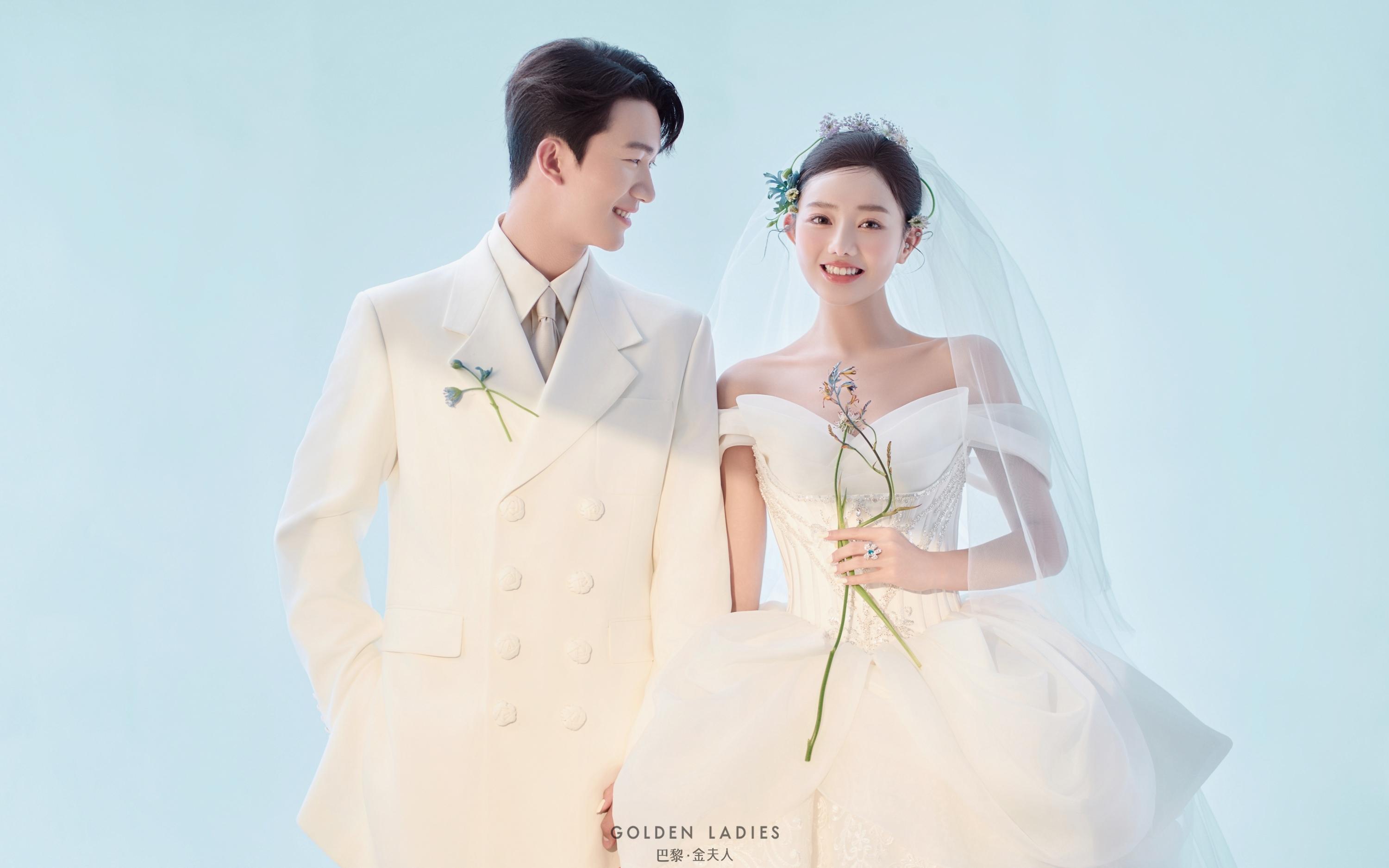 會(huì)反復(fù)愛(ài)上的韓式小清新婚紗照