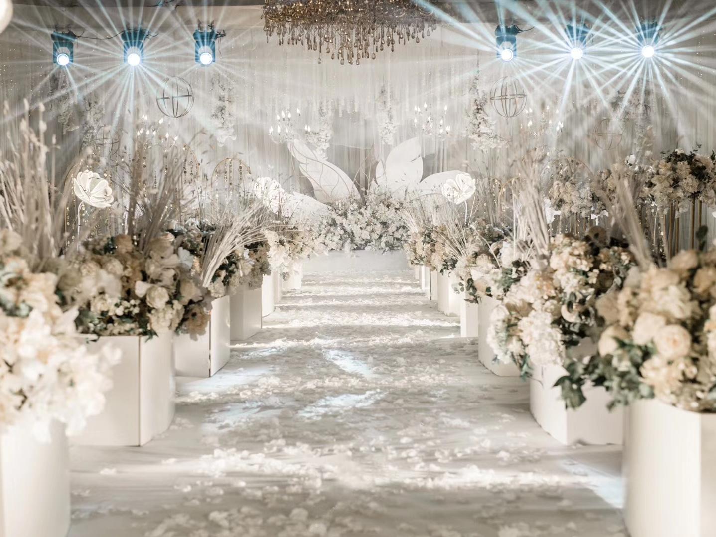 【十堰萝亚婚礼】小清新香槟色婚礼送主持