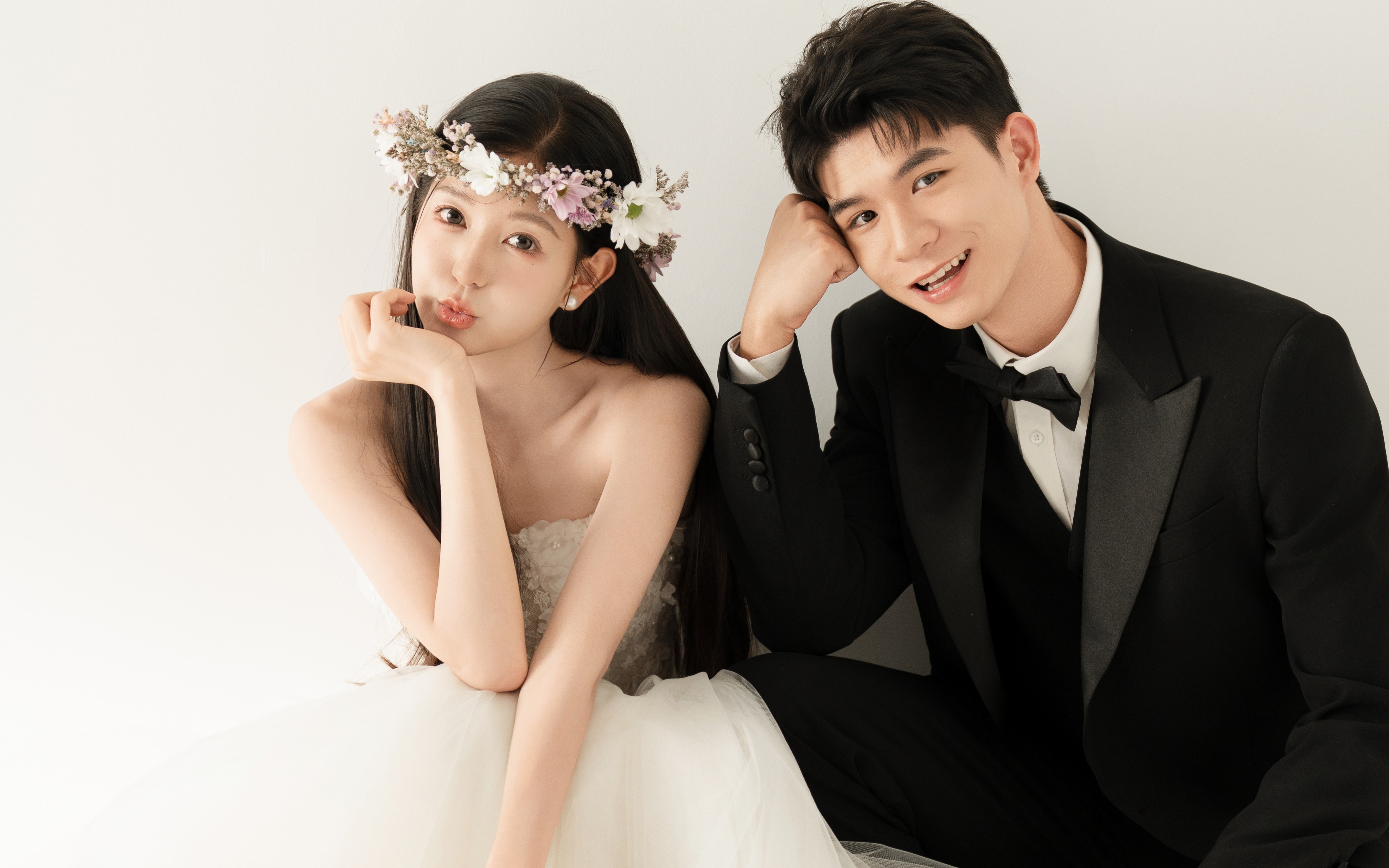 【雪彩客片】属于我们的极简韩系婚纱照！爱到不行~