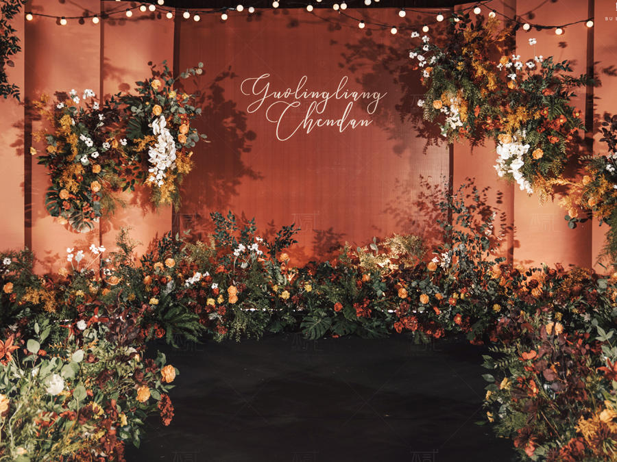 巴中不贰婚礼兴文招商中心不一样的红色婚礼