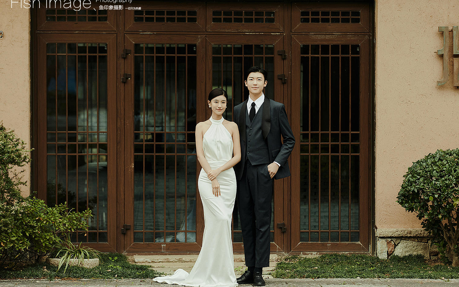 一见倾心的新中式园林婚纱照，真的太美啦