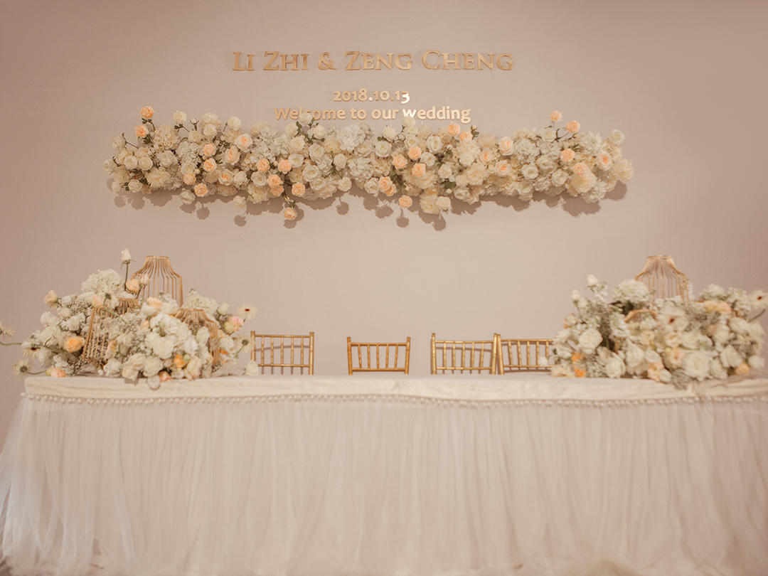 「巴黎春天」：唯美、主题婚礼、超值特惠送四大金刚