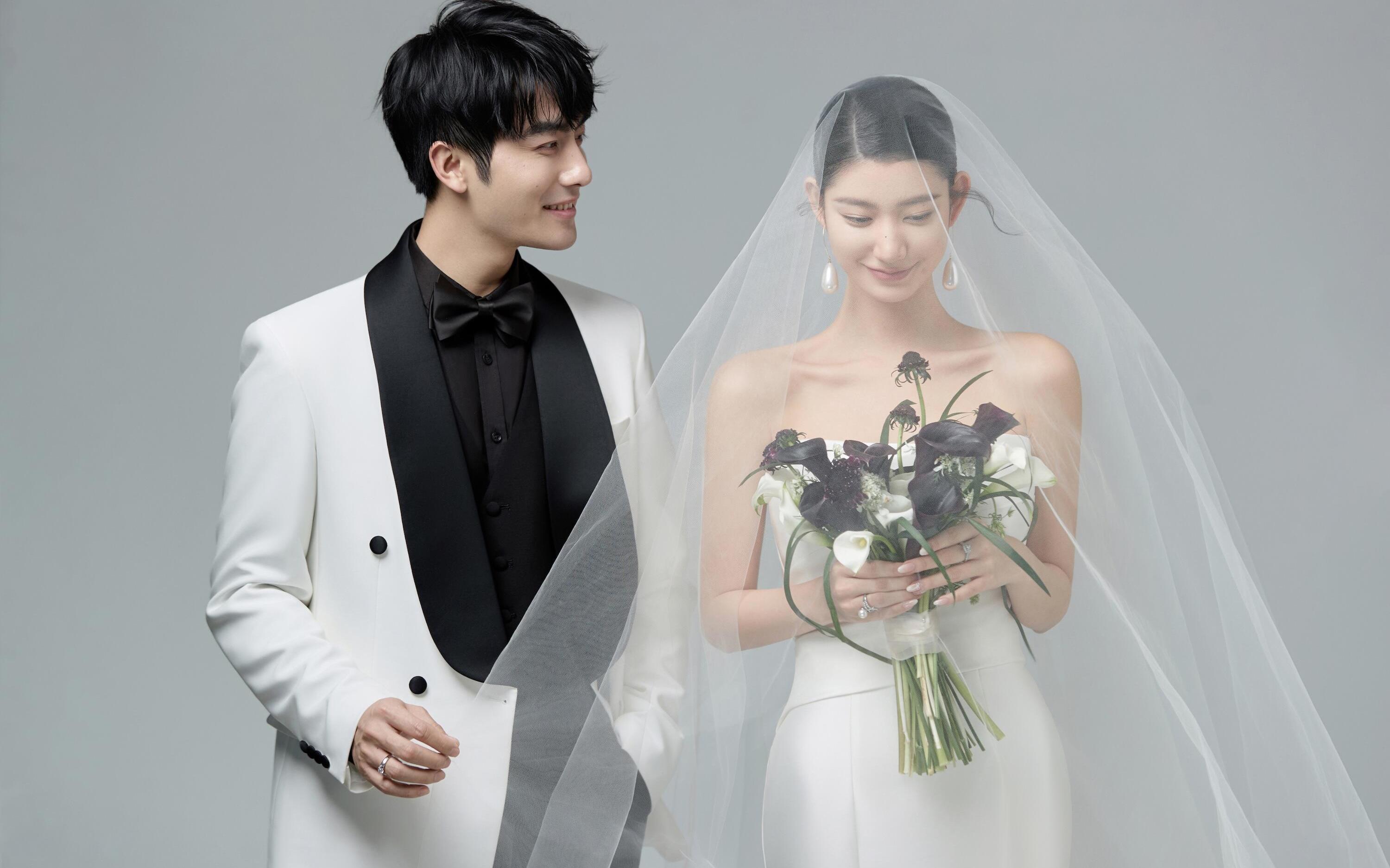 含蓄干凈的高級美???室內(nèi)極簡風(fēng)婚紗照～