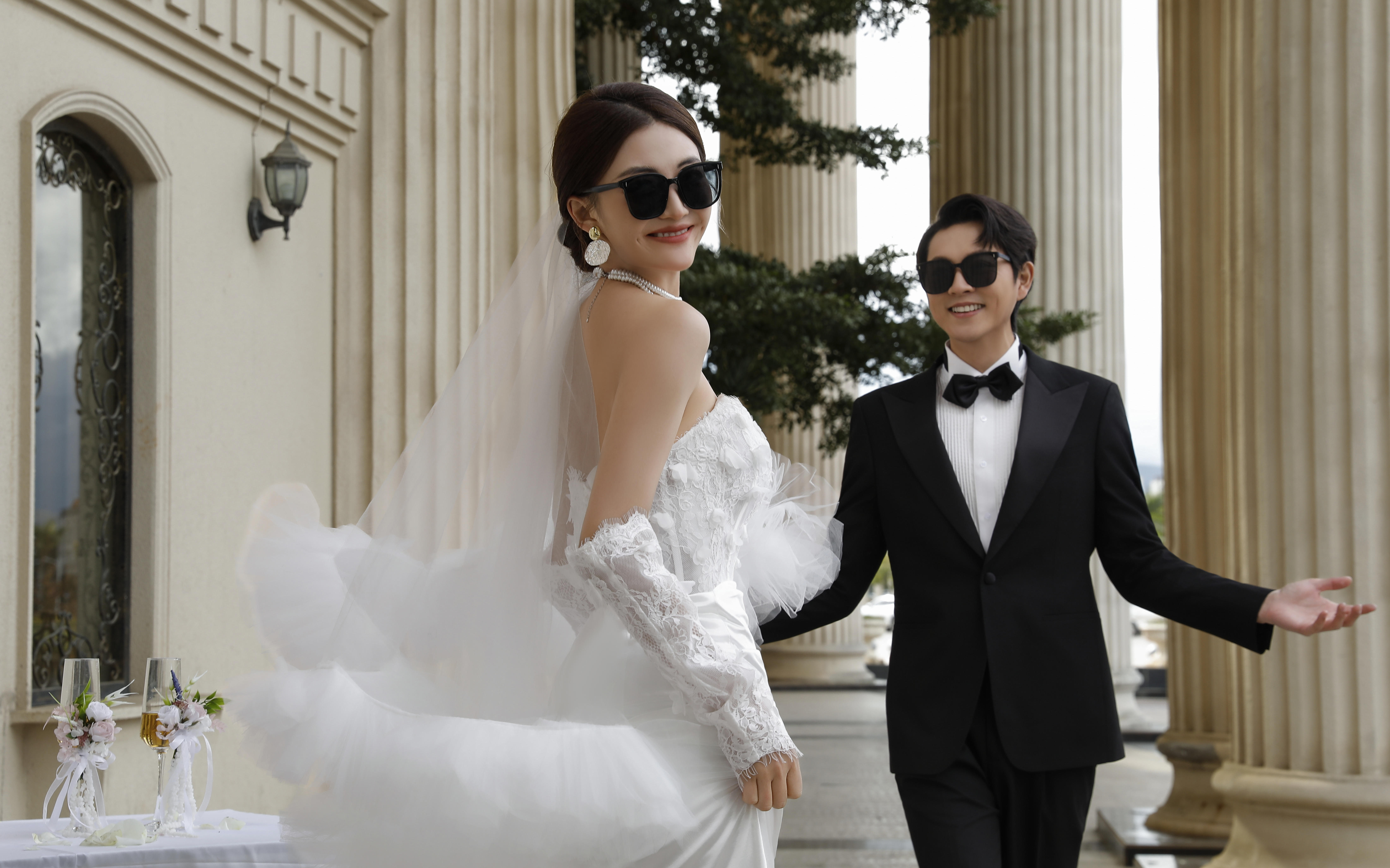 蒙自五大中心拍的歡樂高級又酷酷的法式風(fēng)婚紗照