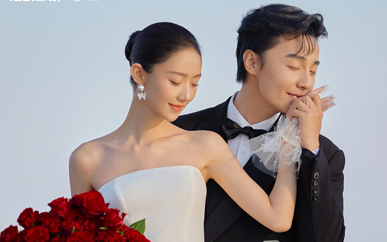 【法式印象】爱如玫瑰红的热烈🥀 海边礁石婚纱照