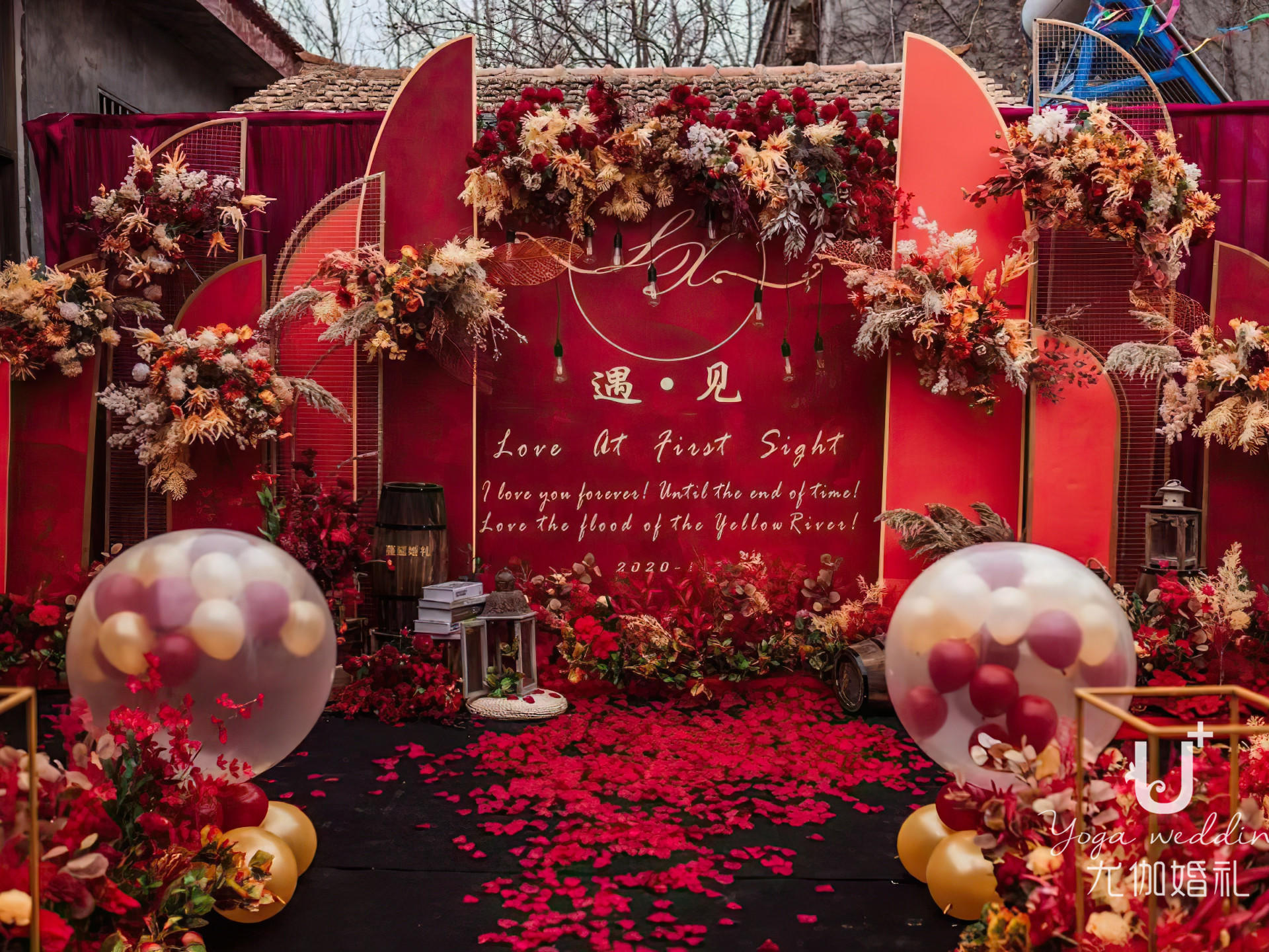 深红色简约婚礼---《璀璨》