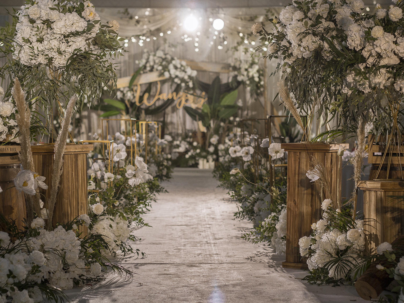 梦幻庄园婚礼工作室.小酒店森系复古婚礼