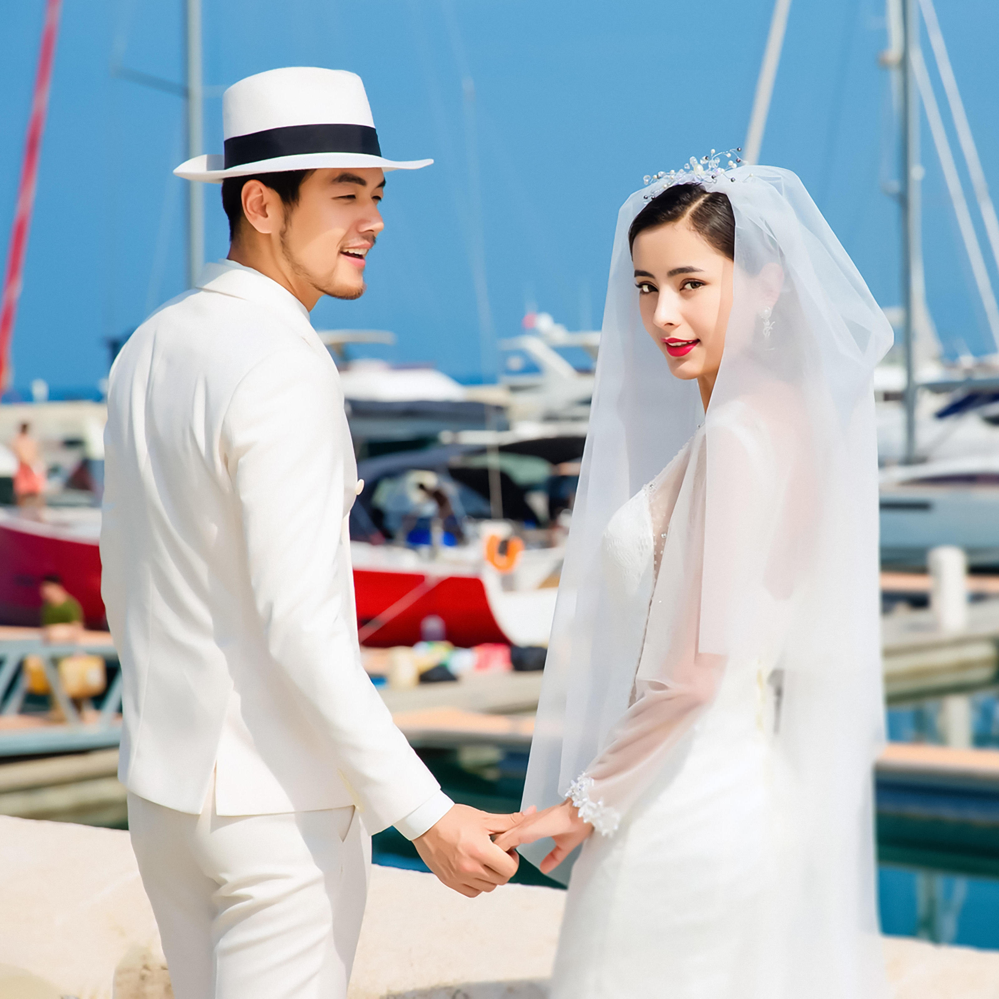 三亚旅拍婚照丨旅拍婚纱摄影丨旅游拍摄结婚照