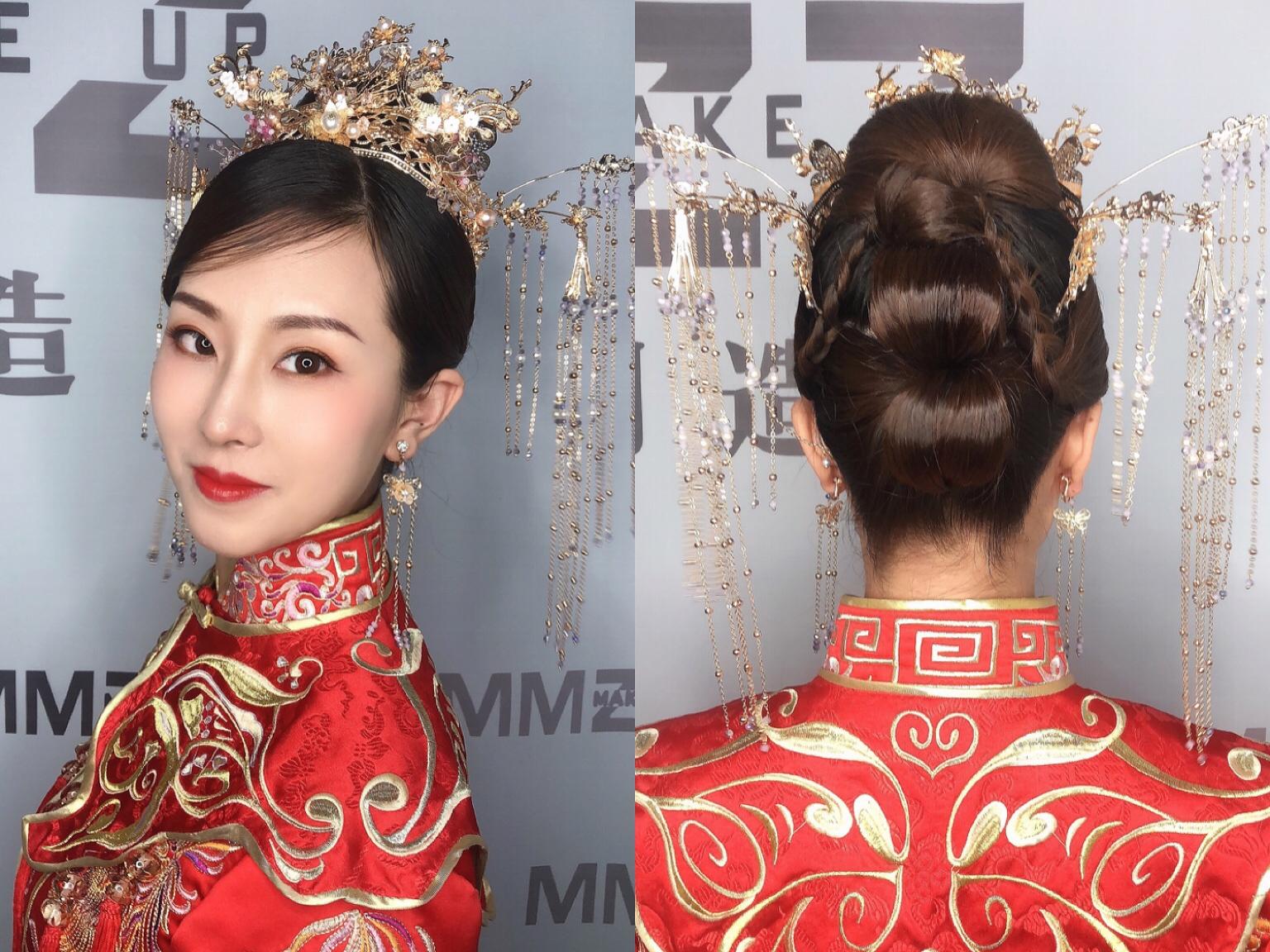 特惠【电视台造型师】跟妆3套+美甲全款礼+亲友妆