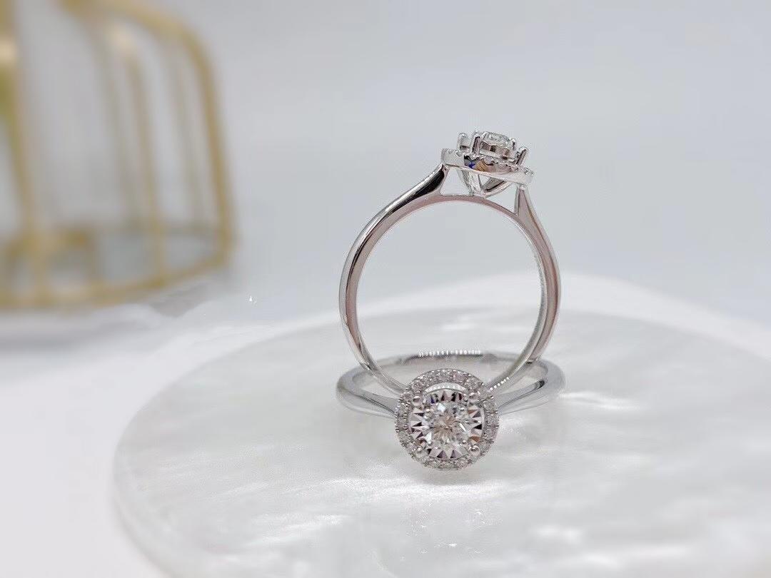 车花片---圆形围钻钻戒