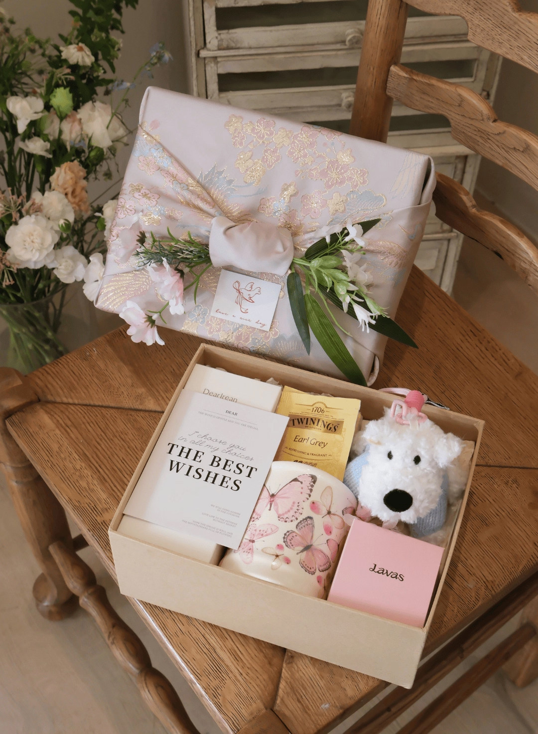 夏野-鹤舞梅间 结婚伴手礼伴娘粉色高档送宾客伴郎回礼闺蜜礼盒S2399