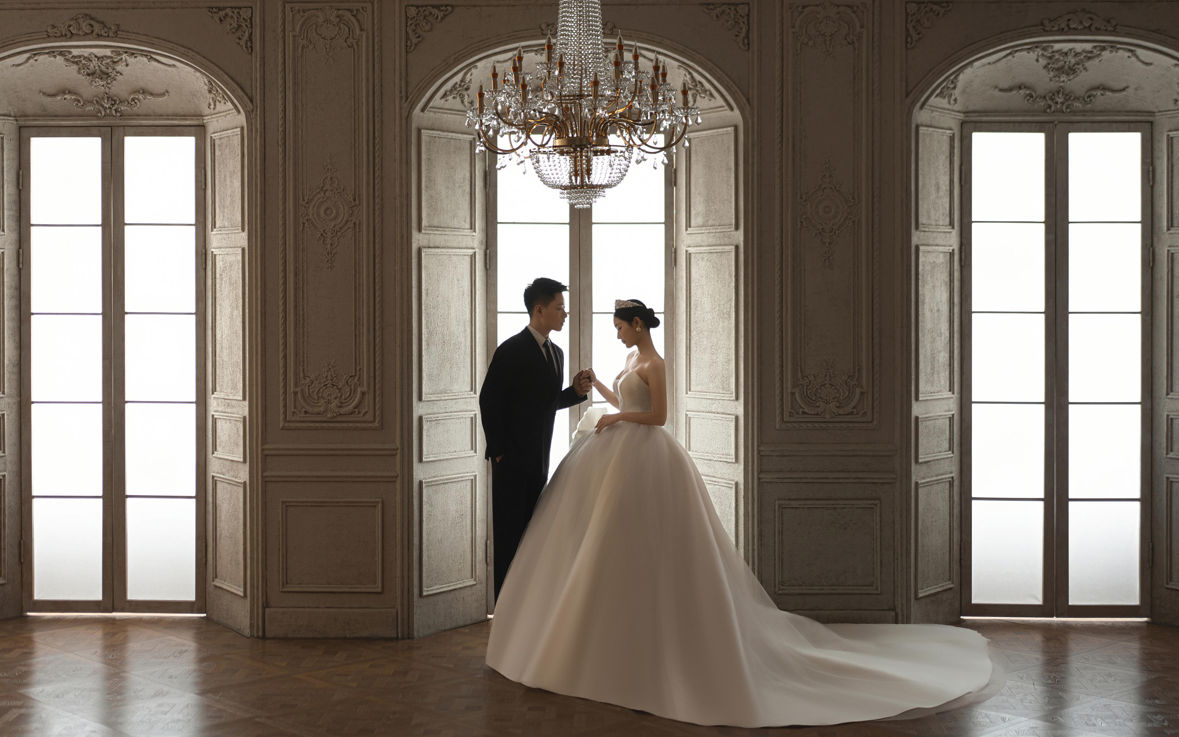  【岚卡映像】室内主纱婚纱照