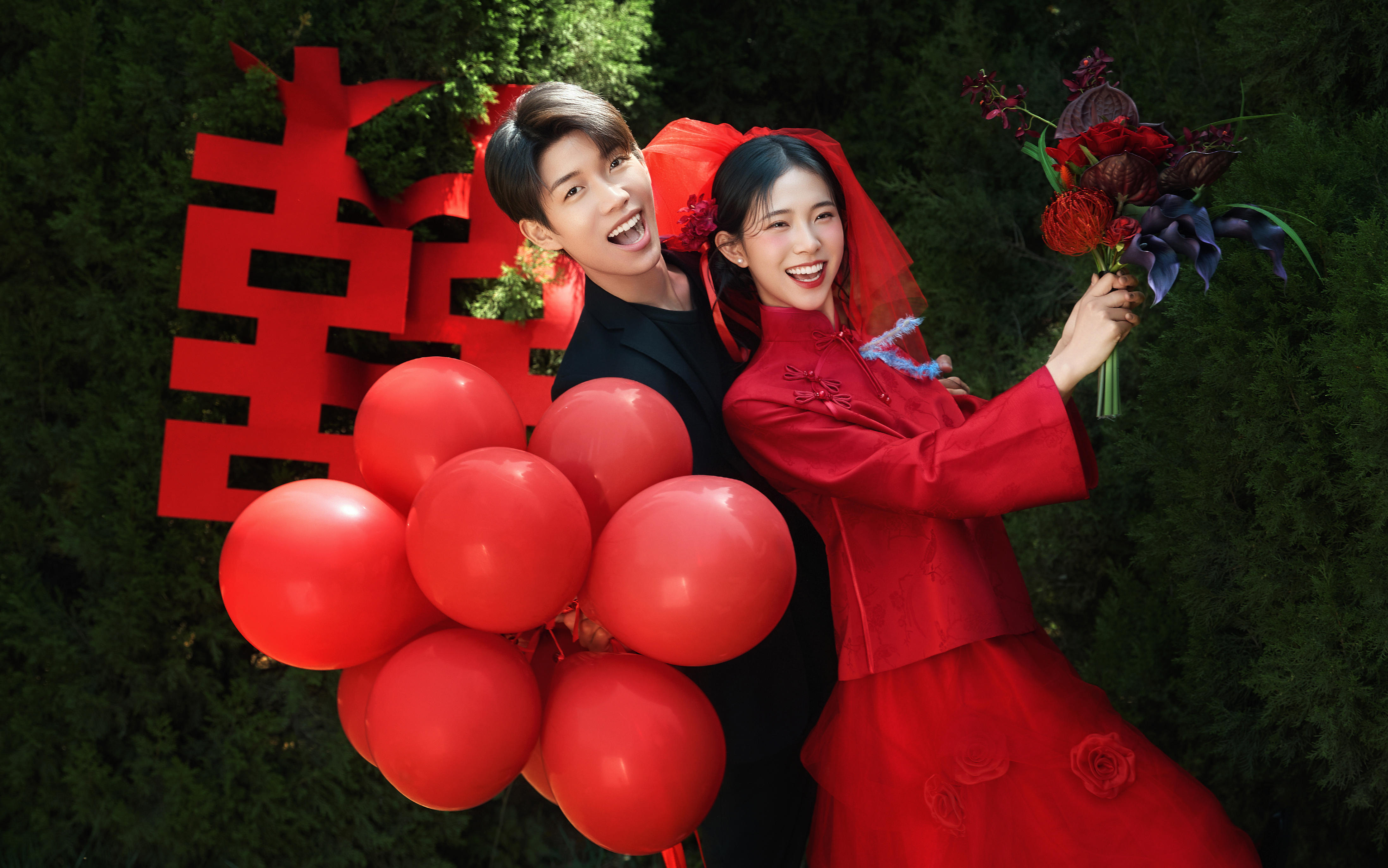 室外喜嫁風(fēng)格婚紗照