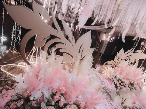   【华谊婚礼】粉白色羽毛婚礼