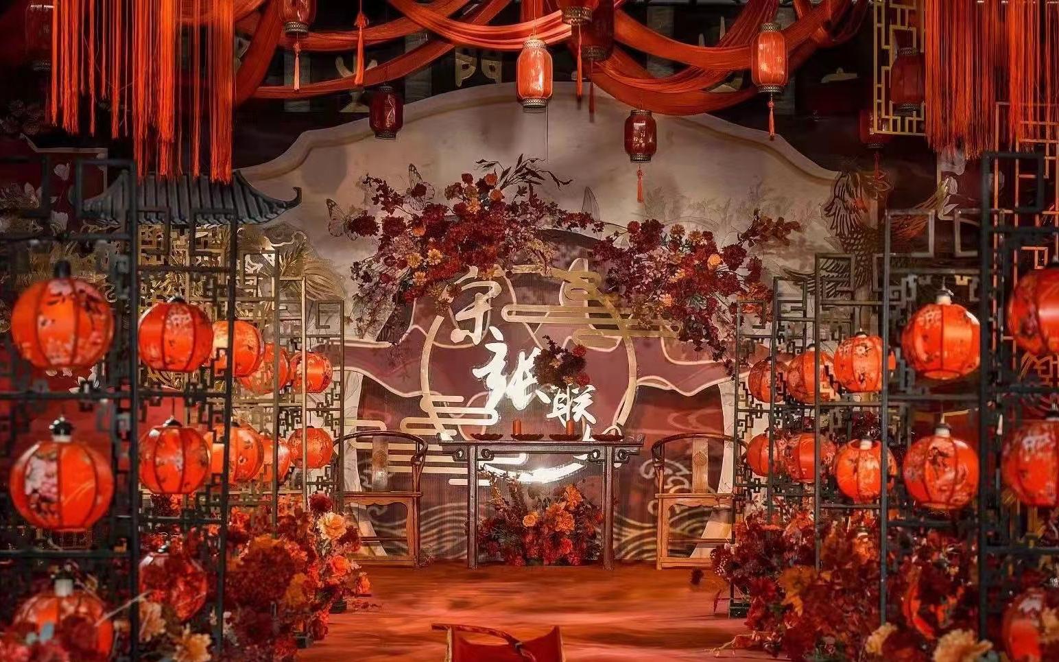 所谓伊人，在水一方  新中国红 六安花海阁