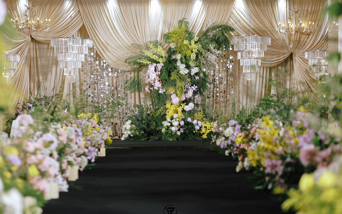 韩式香槟布幔，勾勒婚礼温柔格调