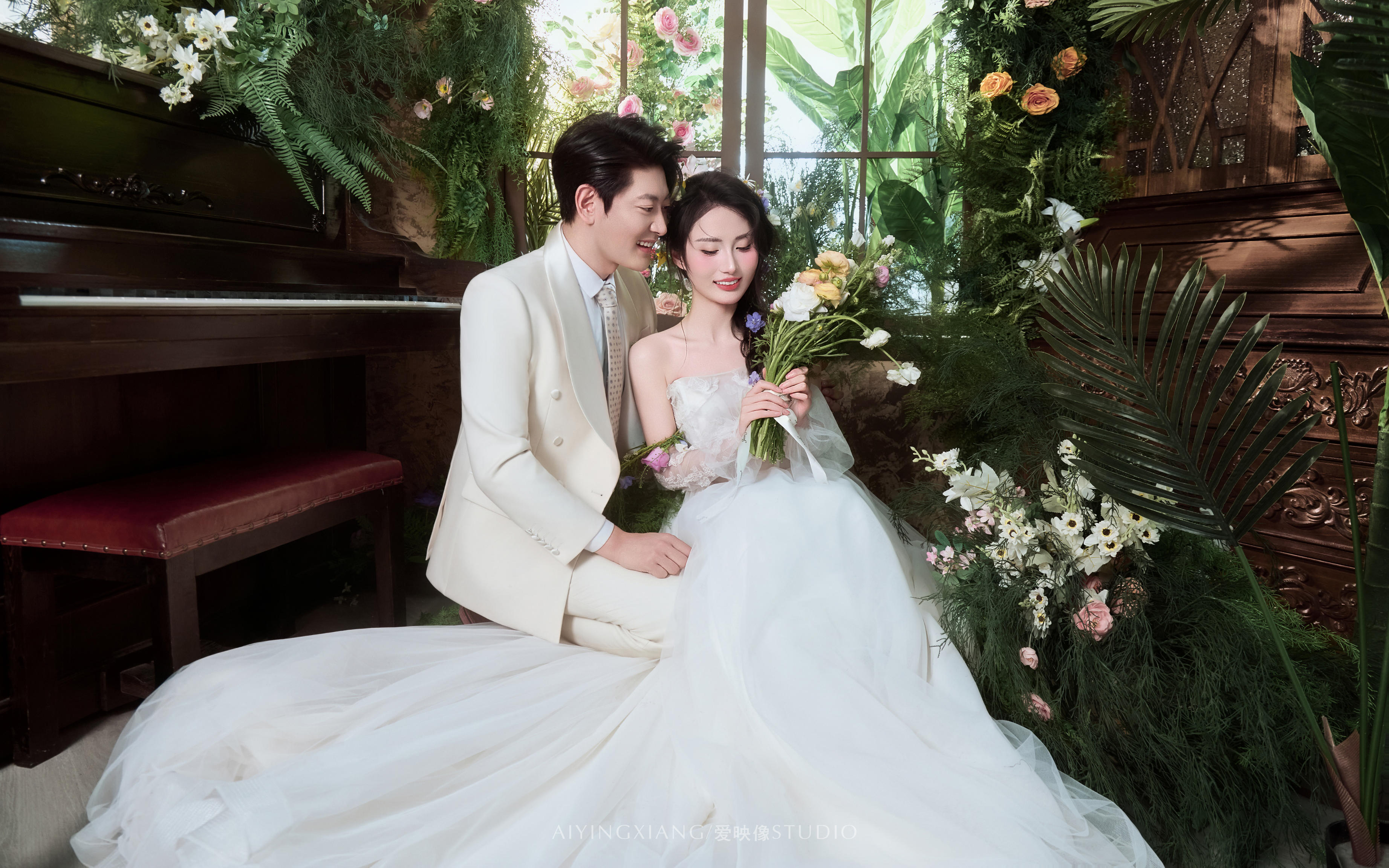 林静夫妇  内景花房