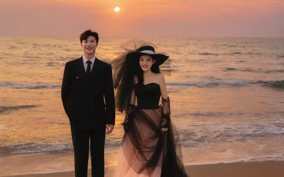 海边夕阳婚纱照