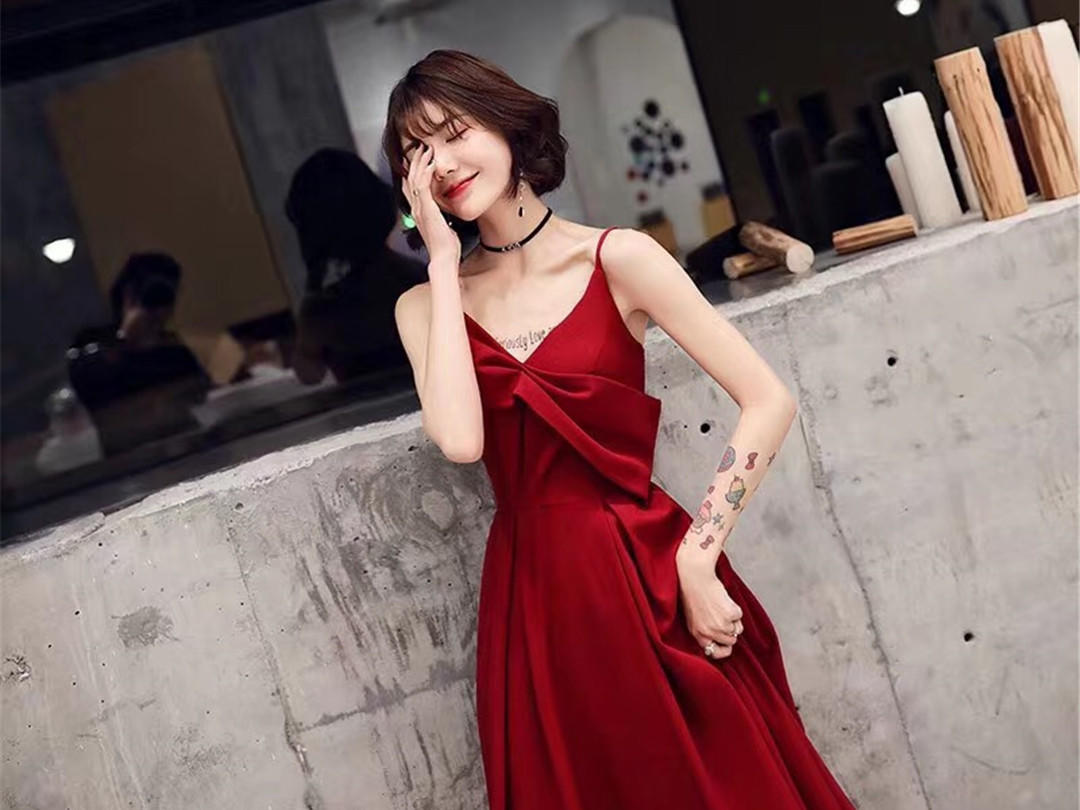 财富中心萌嫁衣囍苑（上百款敬酒服任意挑选）