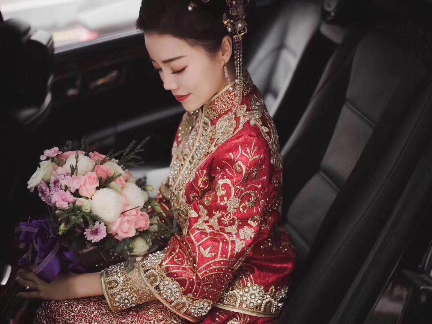 全店任选4套【婚纱、礼服、秀禾服、伴娘服】