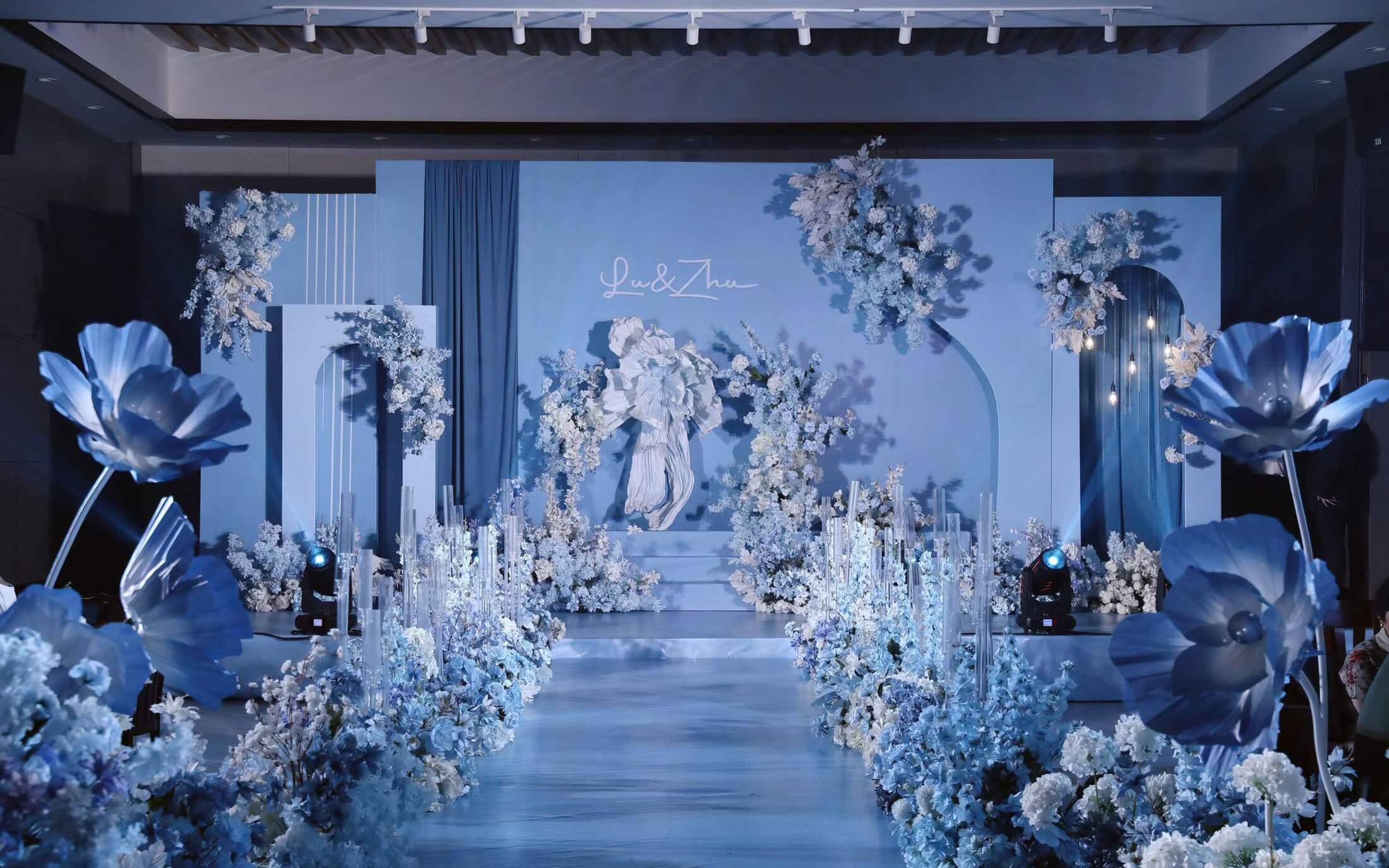 蓝色婚礼韩式简约小预算